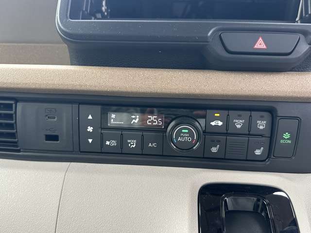ホンダ Ｎ　ＢＯＸ ６６０ ファッションスタイル ２トーン R8年 (東海) 99