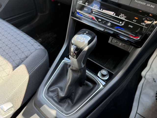 フォルクスワーゲン Ｔ－ＣＲＯＳＳ ＴＳＩ アクティブ R4年 () 99