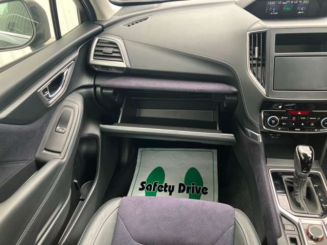 スバル フォレスター １．８ スポーツ ４ＷＤ R4年 (北海道) 99