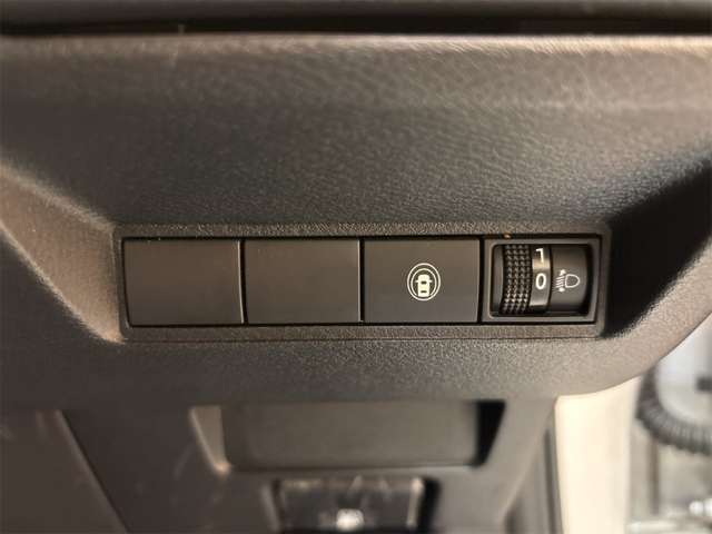 日産 ノート １．２ Ｓ R3年 () 99