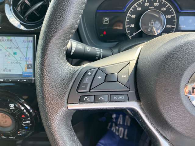 日産 ノート １．２ Ｅ－ＰＯＷＥＲ メダリスト R3年 () 99