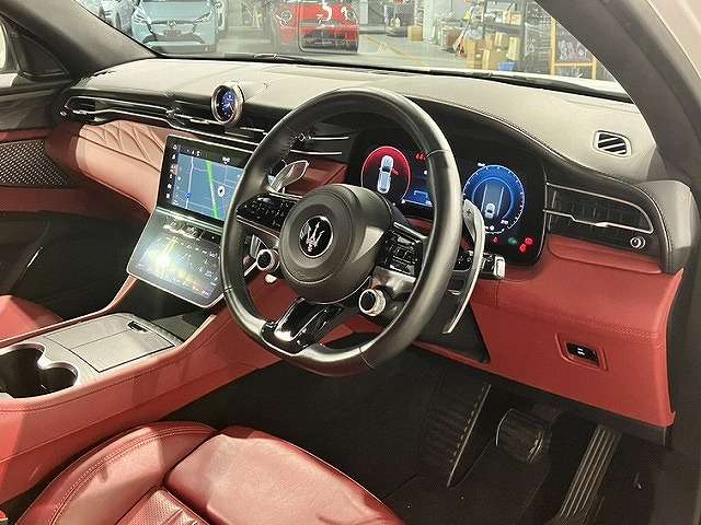 マセラティ グレカーレ ＧＴ ４ＷＤ R5年 (近畿) 99