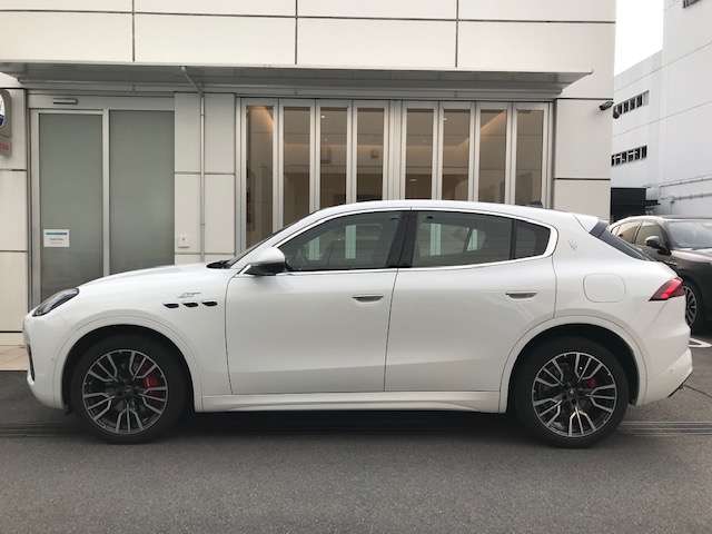 マセラティ グレカーレ ＧＴ ４ＷＤ R7年 (近畿) 99