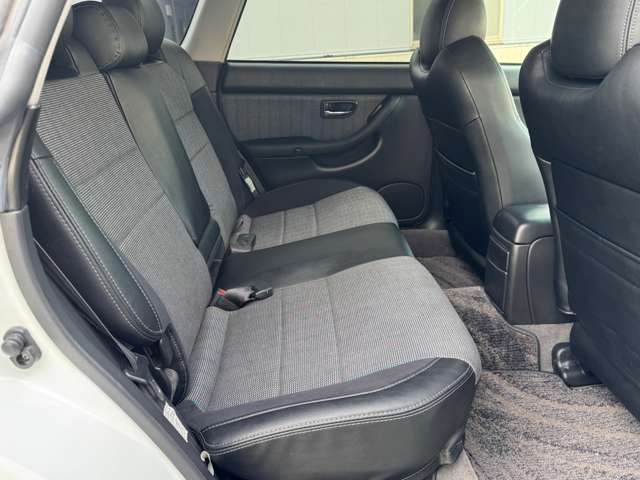 スバル レガシィツーリングワゴン ２．０ ＧＴ－Ｂ Ｅ－ＴＵＮＥ ４ＷＤ H12年 (近畿) 99