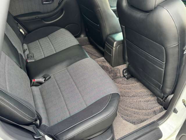 スバル レガシィツーリングワゴン ２．０ ＧＴ－Ｂ Ｅ－ＴＵＮＥ ４ＷＤ H12年 (近畿) 99