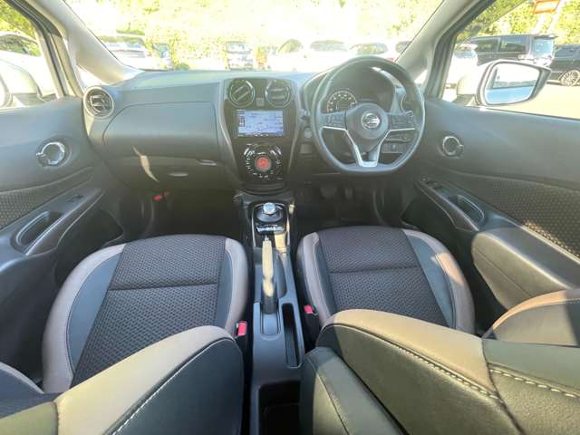 日産 ノート １．２ Ｅ－ＰＯＷＥＲ メダリスト R3年 () 99