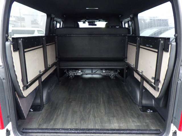 トヨタ ハイエースバン ２．８ スーパーＧＬ ダークプライムＩＩ ロングボディ ディーゼルターボ ４ＷＤ R1年 (関東) 99