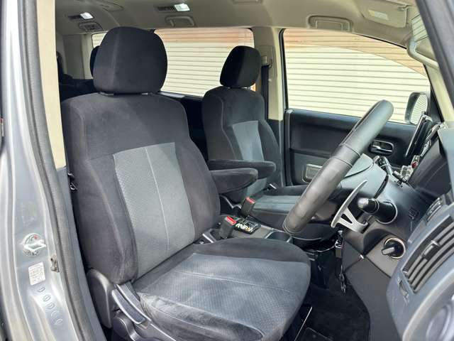 三菱 デリカ　Ｄ：５ ２．４ Ｇ パワーパッケージ ４ＷＤ H24年 (近畿) 99
