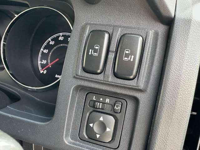 三菱 デリカ　Ｄ：５ ２．４ Ｇ パワーパッケージ ４ＷＤ H24年 (近畿) 99