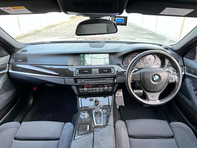 ＢＭＷ ５シリーズ ５２３Ｉ Ｍスポーツパッケージ H24年 (近畿) 99
