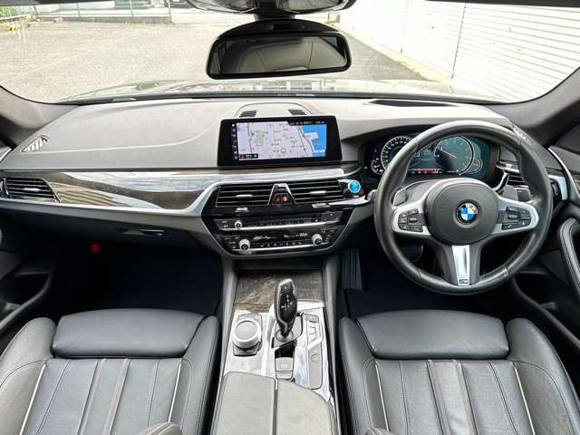 ＢＭＷ ５シリーズ ５３０ｉ　Ｍスポーツ H29年 (近畿) 99