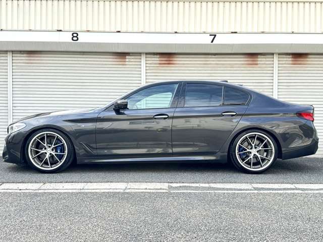 ＢＭＷ ５シリーズ ５３０ｉ　Ｍスポーツ H29年 (近畿) 99