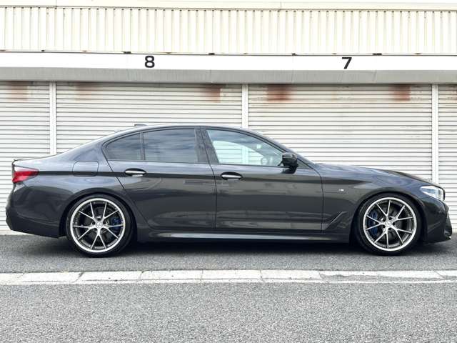 ＢＭＷ ５シリーズ ５３０ｉ　Ｍスポーツ H29年 (近畿) 99