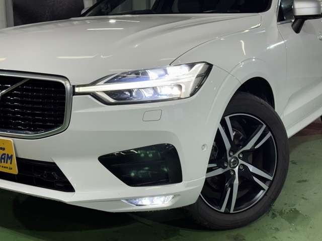 ボルボ ＸＣ６０ Ｄ４ ＡＷＤ Ｒデザイン ディーゼルターボ ４ＷＤ H30年 () 99