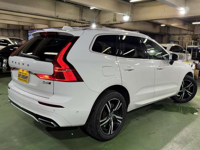 ボルボ ＸＣ６０ Ｄ４ ＡＷＤ Ｒデザイン ディーゼルターボ ４ＷＤ H30年 () 99
