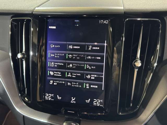 ボルボ ＸＣ６０ Ｄ４ ＡＷＤ Ｒデザイン ディーゼルターボ ４ＷＤ H30年 () 99