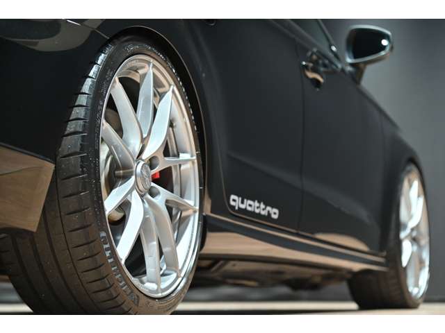 アウディ Ｓ３　スポーツバック ２．０ ４ＷＤ H30年 (関東) 99