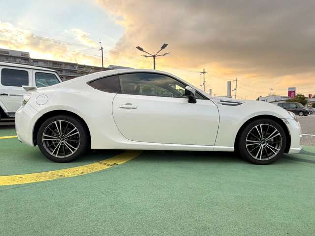 スバル ＢＲＺ ２．０ Ｓ H25年 (近畿) 99