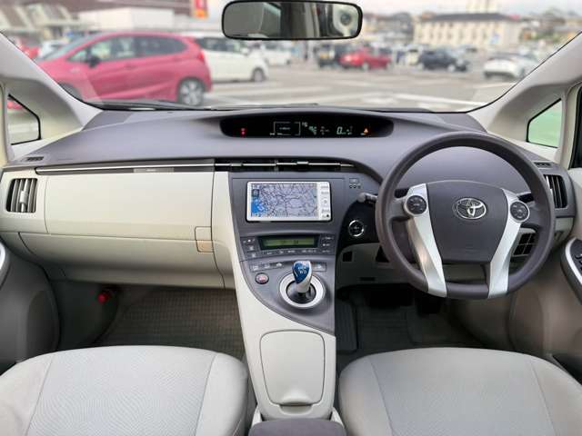 トヨタ プリウス １．８ Ｓ H22年 (近畿) 99