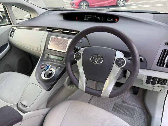 トヨタ プリウス １．８ Ｓ H22年 (近畿) 99