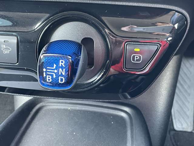 トヨタ プリウス １．８ Ｓ ツーリングセレクション R1年 () 99