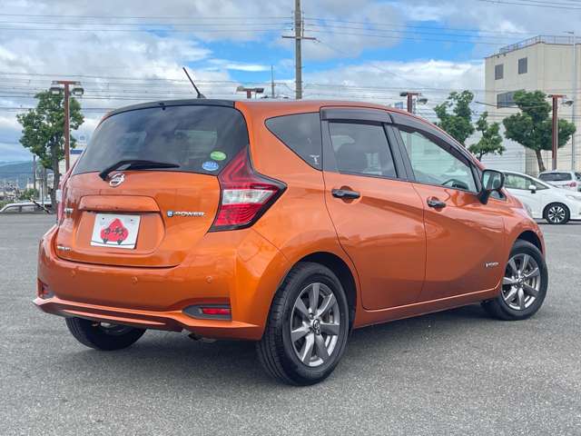 日産 ノート １．２ Ｅ－ＰＯＷＥＲ メダリスト ブラックアロー R2年 () 99