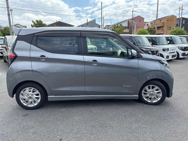 日産 デイズ ６６０ ハイウェイスターＸ R4年 () 99