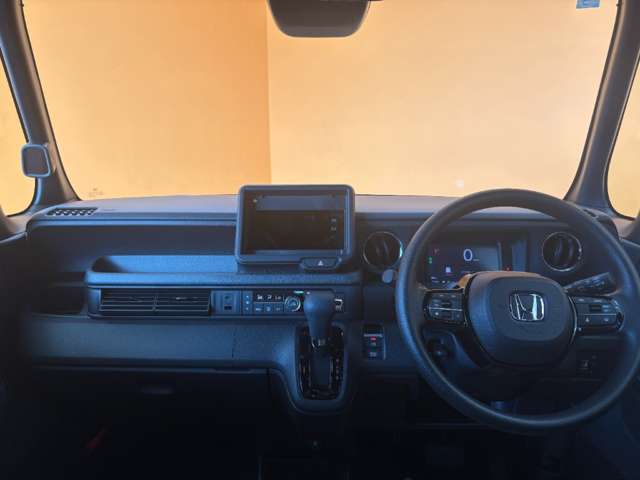 ホンダ Ｎ　ＢＯＸ カスタム ６６０ R8年 () 99