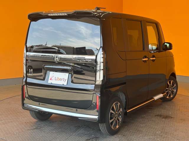 ホンダ Ｎ　ＢＯＸ カスタム ６６０ R8年 () 99