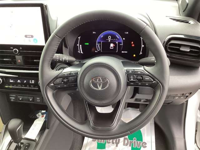 トヨタ ヤリスクロス　ハイブリッド １．５ ハイブリッド Ｚ R8年 () 99