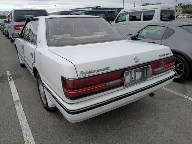 トヨタ クラウン ２．０ ロイヤルサルーン S63年 () 99