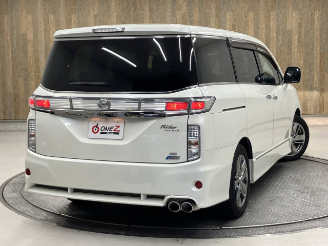日産 エルグランド ３．５ ライダー H23年 () 99