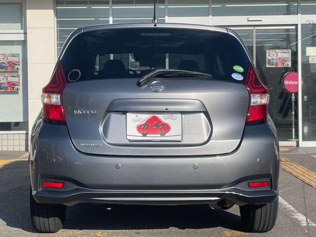 日産 ノート １．２ メダリスト H30年 (近畿) 99