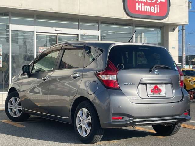 日産 ノート １．２ メダリスト H30年 (近畿) 99