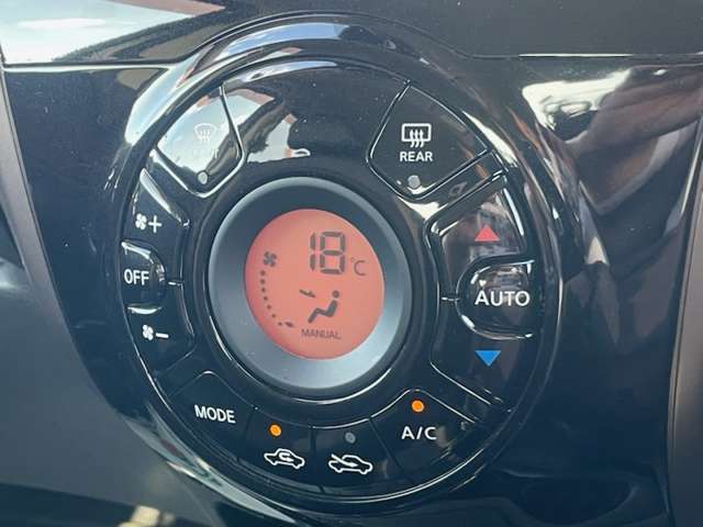 日産 ノート １．２ メダリスト H30年 (近畿) 99