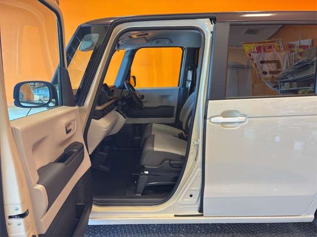 ホンダ Ｎ　ＢＯＸ ６６０ ファッションスタイル ２トーン R8年 () 99
