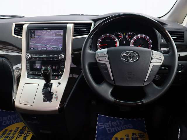 トヨタ ヴェルファイア ２．４ Ｚ ゴールデンアイズＩＩ H26年 () 99