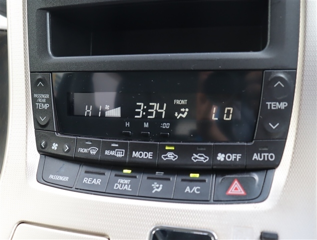 トヨタ アルファード ２．４ ２４０Ｓ タイプゴールドＩＩ H26年 () 99