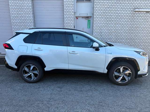 トヨタ ＲＡＶ４　ＰＨＶ ２．５ Ｇ Ｚ Ｅ－ＦＯＵＲ ４ＷＤ R3年 (近畿) 99