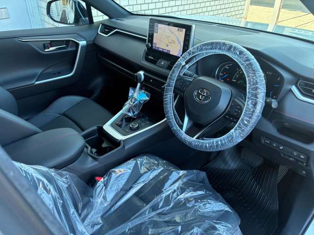 トヨタ ＲＡＶ４　ＰＨＶ ２．５ Ｇ Ｚ Ｅ－ＦＯＵＲ ４ＷＤ R3年 (近畿) 99