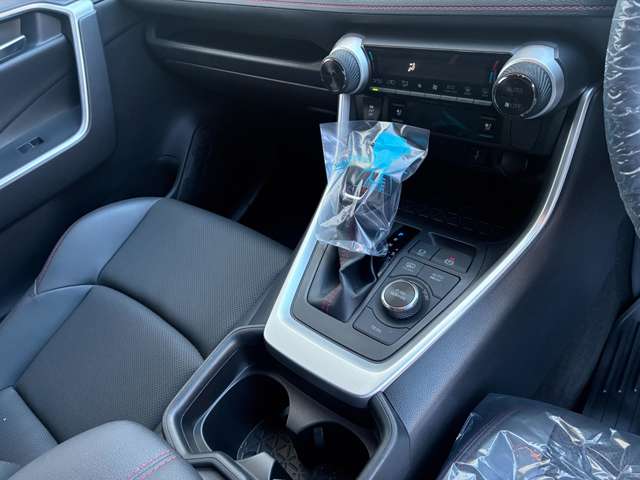 トヨタ ＲＡＶ４　ＰＨＶ ２．５ Ｇ Ｚ Ｅ－ＦＯＵＲ ４ＷＤ R3年 (近畿) 99