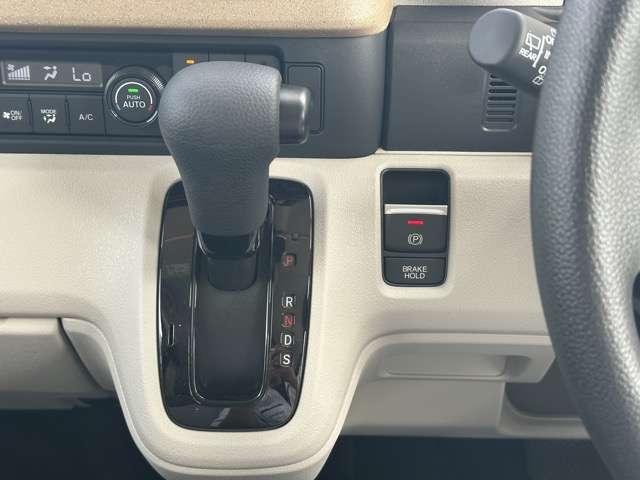 ホンダ Ｎ　ＢＯＸ ６６０ ファッションスタイル ２トーン R8年 (東海) 99