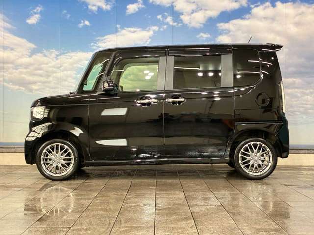 ホンダ Ｎ　ＢＯＸ カスタム ６６０ ターボ ４ＷＤ R6年 (北海道) 99
