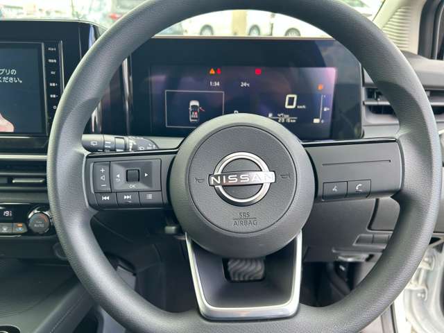 日産 ノート １．２ Ｘ R7年 (九州・沖縄) 99