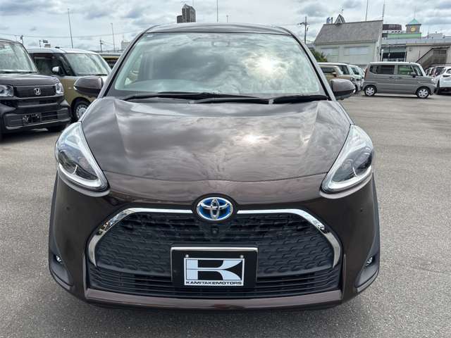 トヨタ シエンタ　ハイブリッド ハイブリッド １．５ Ｇ クエロ R1年 () 99