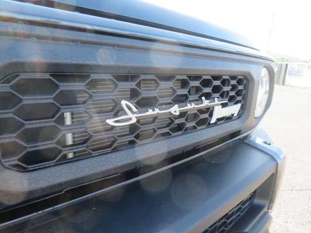 スズキ ジムニー　ノマド １．５ ＦＣ ４ＷＤ R7年 () 99