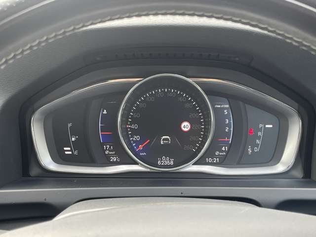 ボルボ Ｖ６０ Ｄ４ Ｒデザイン ディーゼルターボ H28年 (関東) 99
