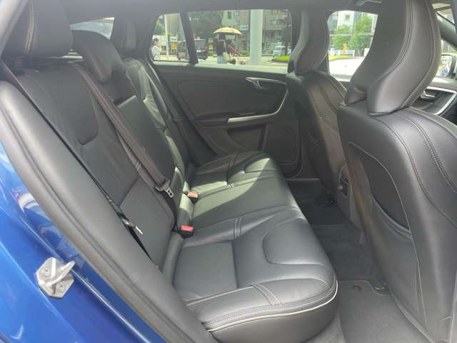 ボルボ Ｖ６０ Ｄ４ Ｒデザイン ディーゼルターボ H28年 (関東) 99