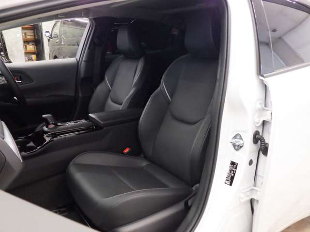 トヨタ プリウス ２．０ Ｚ Ｅ－ＦＯＵＲ ４ＷＤ R8年 () 99