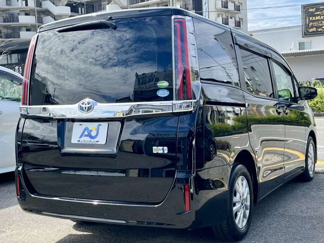 トヨタ ノア １．８ ハイブリッド Ｘ H30年 (近畿) 99